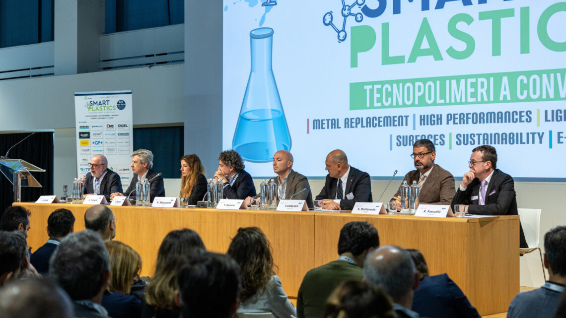 Perché partecipare a SMART Plastics 2025: l’evento imperdibile per i polimeri hi-tech Perché partecipare a SMART Plastics 2025: l’evento imperdibile per i polimeri hi-tech